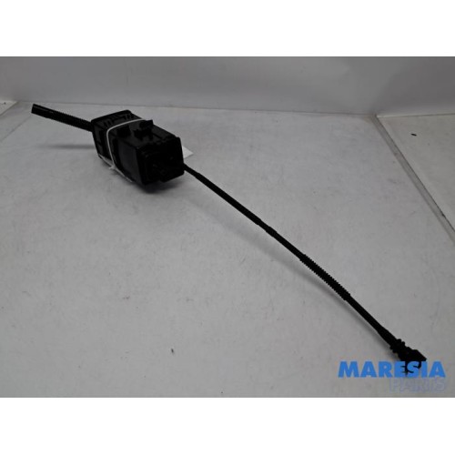 Peugeot - 2008 - Carbon filter