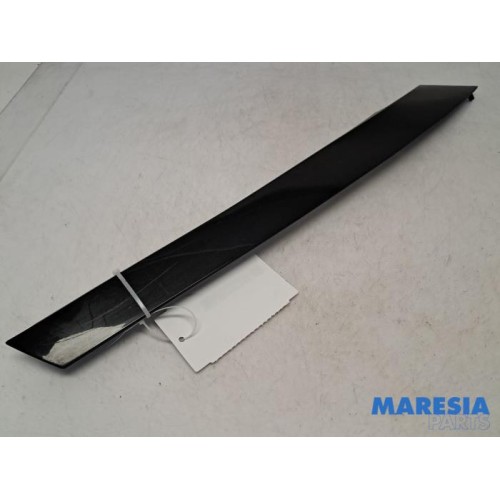 Renault - Espace - Front wing, right