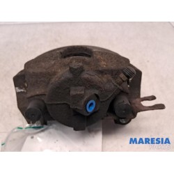 Renault - Espace - Front brake calliper, right