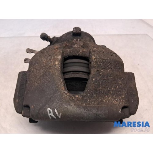 Renault - Espace - Front brake calliper, right
