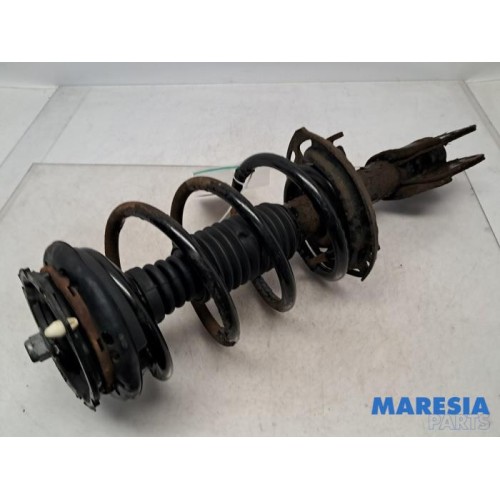 Renault - Espace - Front shock absorber rod, left
