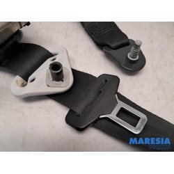 Peugeot - 2008 - Front seatbelt, left
