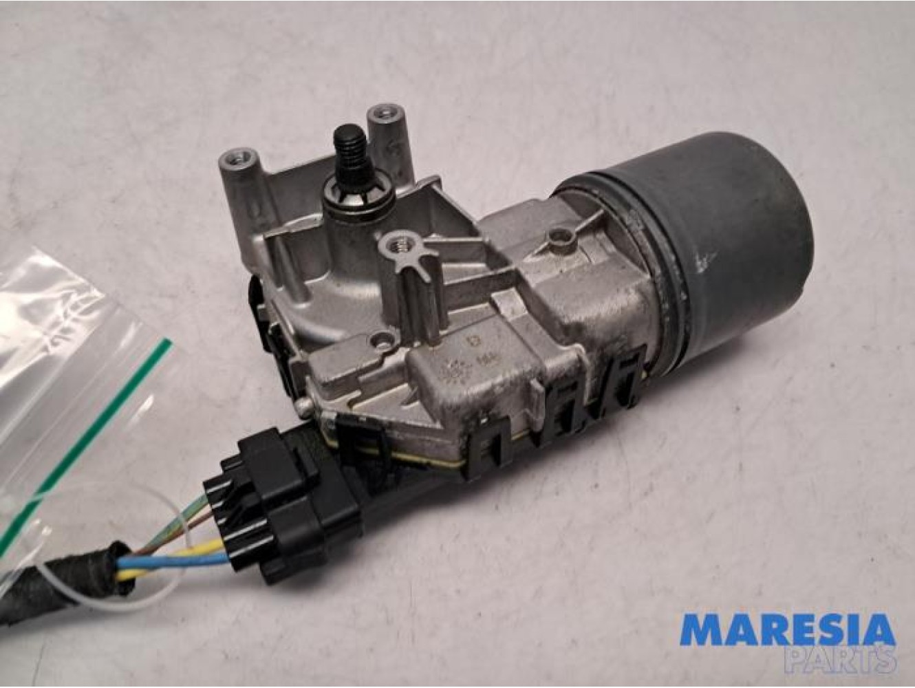 Peugeot - 2008 - Front wiper motor