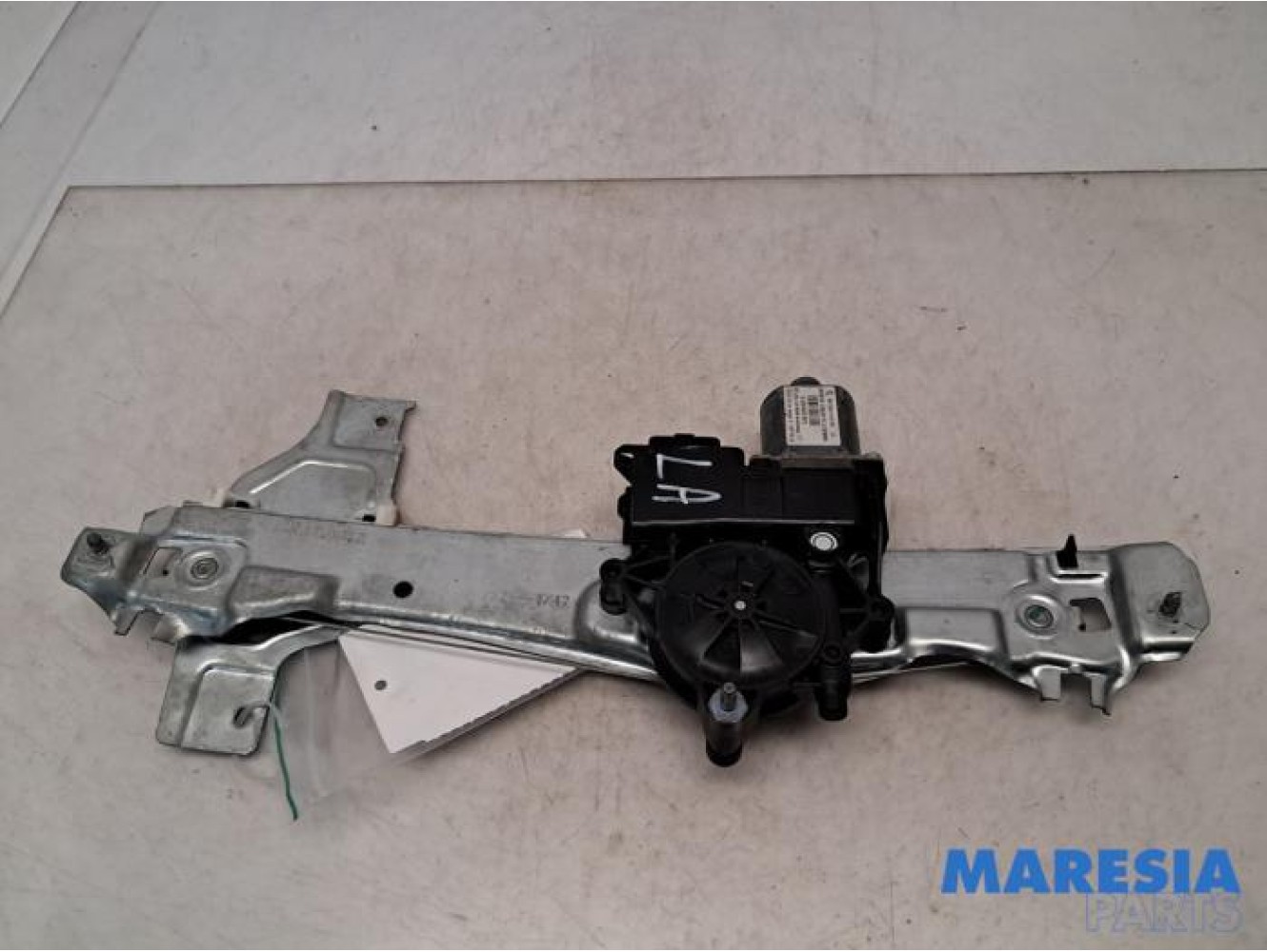 Peugeot - 2008 - Fenstermechanik 4-türig links hinten