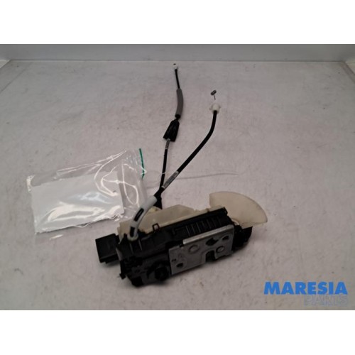Peugeot - 2008 - Door lock mechanism 4-door, front left