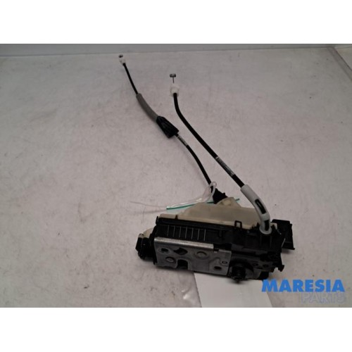 Peugeot - 2008 - Front door lock mechanism 4-door, right