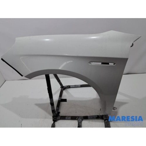 Alfa Romeo - Giulietta - Front wing, left