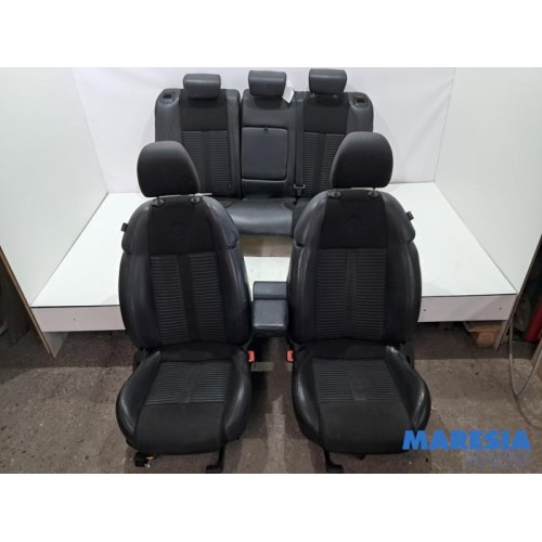 Alfa Romeo - Giulietta - Bekleding Set (compleet)