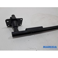 Peugeot - 5008 - Front bumper frame