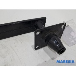 Peugeot - 5008 - Front bumper frame