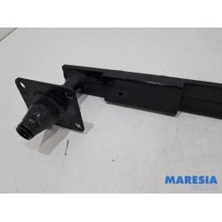 Peugeot - 5008 - Front bumper frame