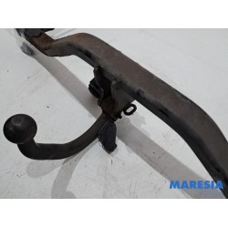 Peugeot - 5008 - Towbar