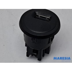 Peugeot - 2008 - Connexion USB