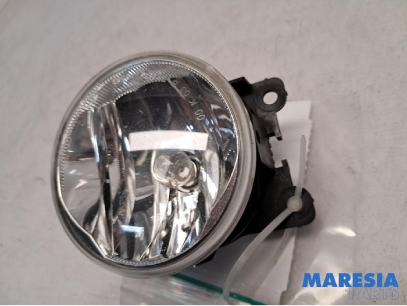 Peugeot - 2008 - Fog light, front right