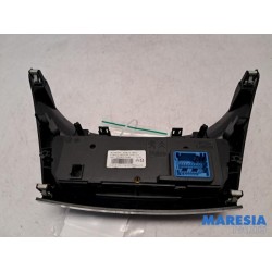 Peugeot - 2008 - Heater control panel