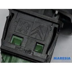 Peugeot - 2008 - Central locking switch