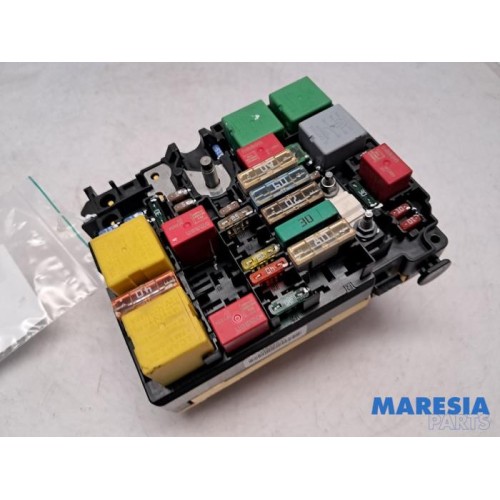 Peugeot - 2008 - Fuse box