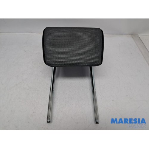 Fiat - Punto Grande - Headrest