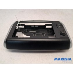 Peugeot - 2008 - Radio control panel