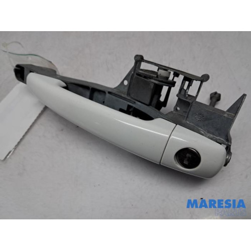 Peugeot - 2008 - Door handle 4-door, front left