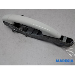 Peugeot - 2008 - Front door handle 4-door, right