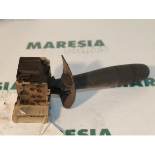 Renault - Megane - Indicator switch