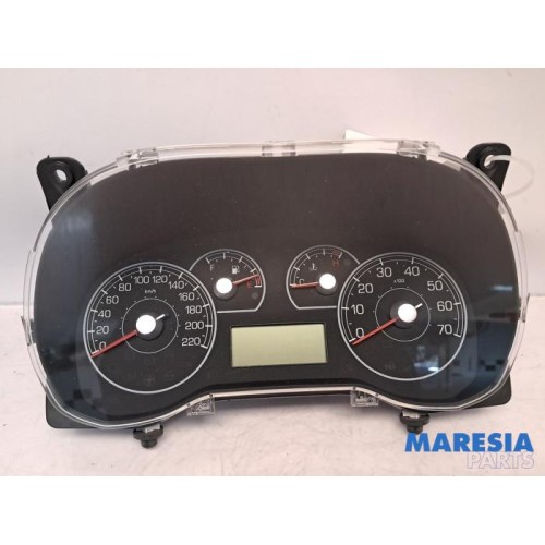 Fiat - Punto Grande - Instrumentenbrett