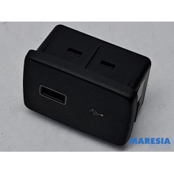 Fiat - Ducato - AUX / USB connection