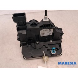 Fiat - Punto Grande - Front door lock mechanism 4-door, right