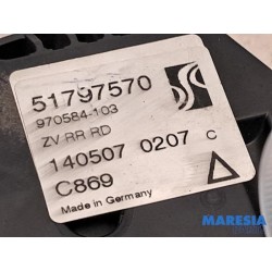 Fiat - Punto Grande - Rear door mechanism 4-door, right
