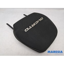 Fiat - Ducato - Headrest