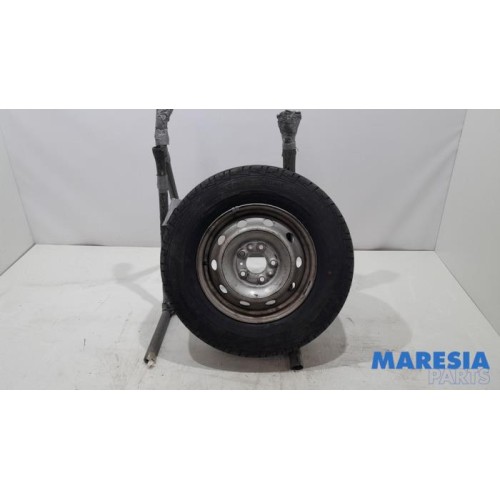 Fiat - Ducato - Spare wheel