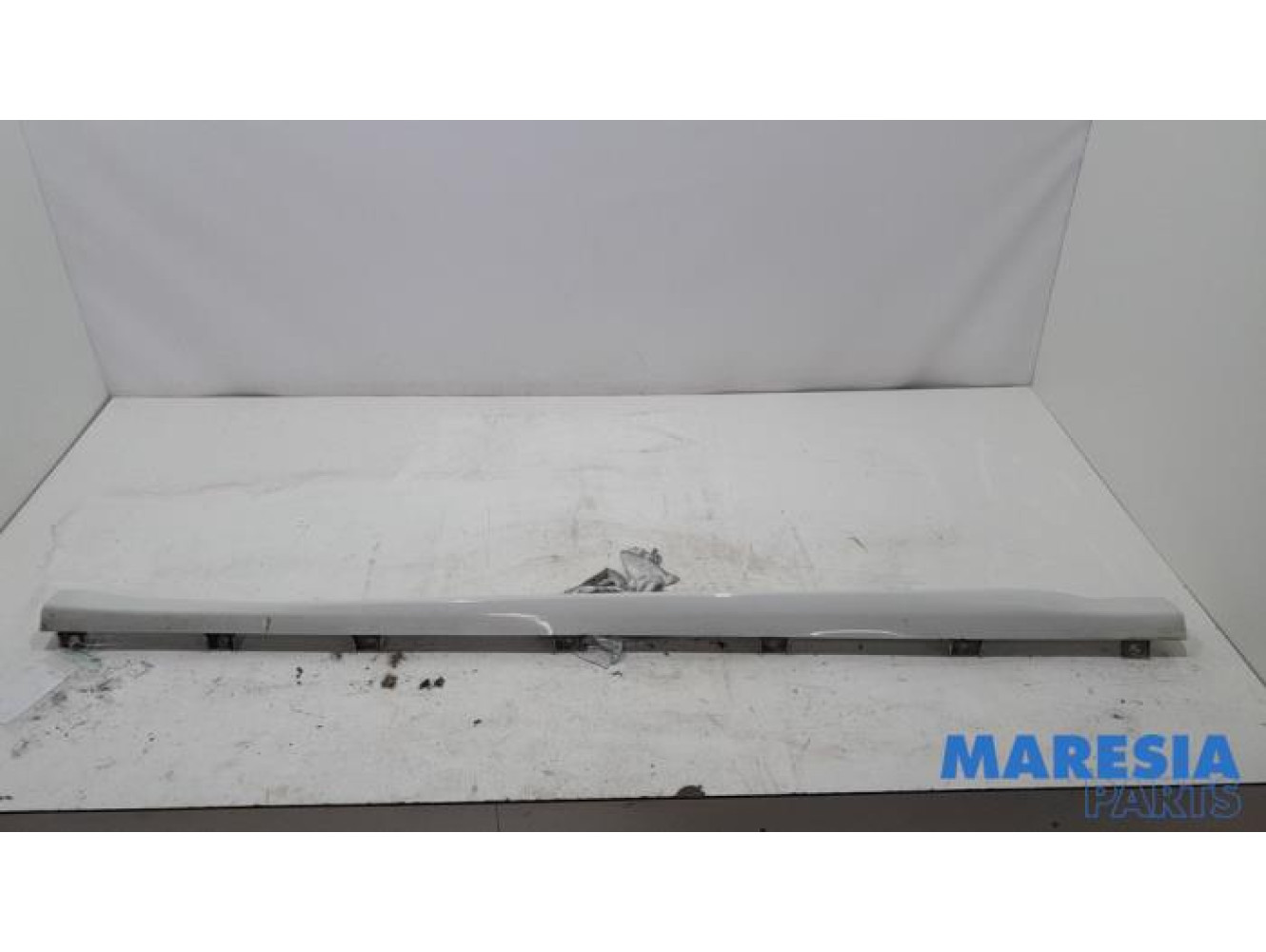 Alfa Romeo - Giulietta - Zijskirt links
