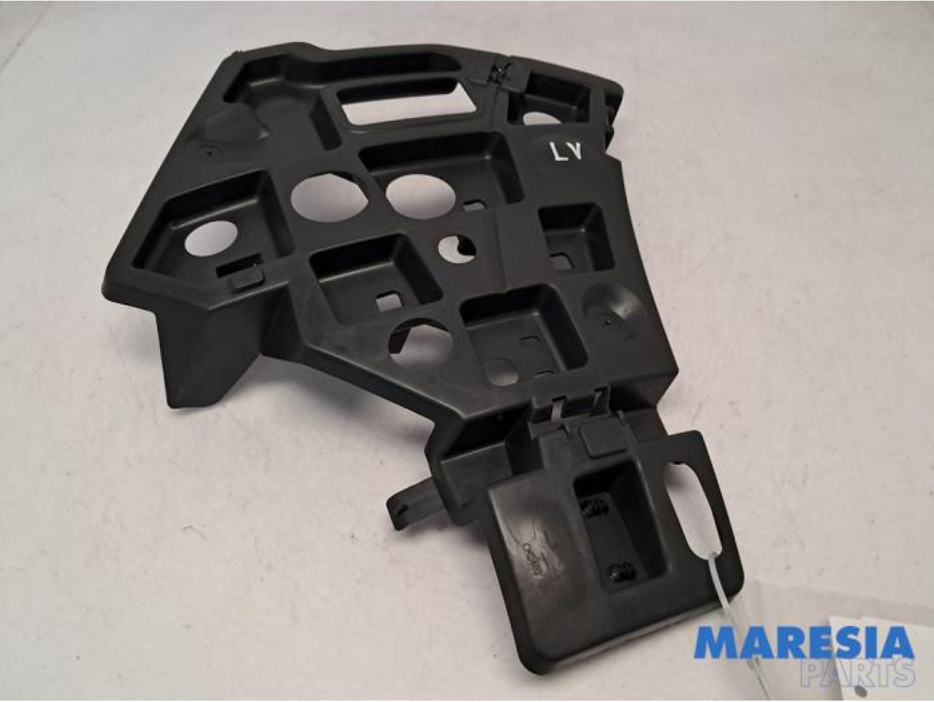Peugeot - 5008 - Front bumper bracket, left