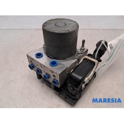 Peugeot - 5008 - ABS pump