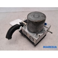 Peugeot - 5008 - ABS pump