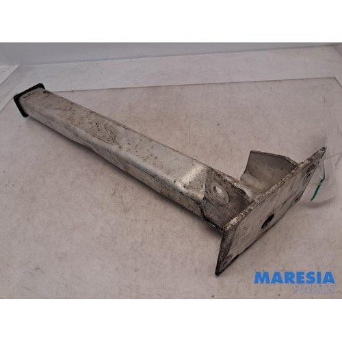 Peugeot - 5008 - Front part support