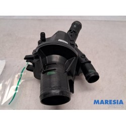 Renault - Master - Thermostat housing