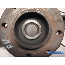 Peugeot - 5008 - Knuckle, front right