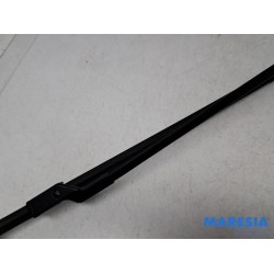 Peugeot - 5008 - Front wiper arm