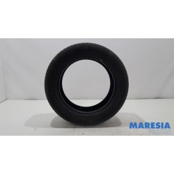Peugeot - 5008 - Tyre