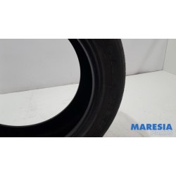 Peugeot - 5008 - Tyre