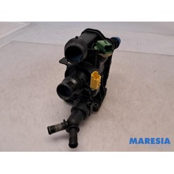 Peugeot - 308 - Thermostat housing