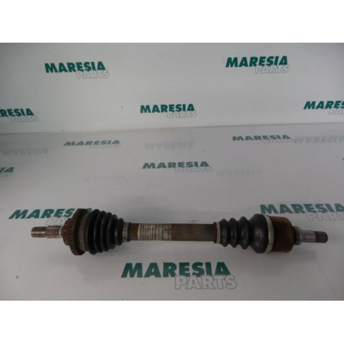 Peugeot - 206 - Front drive shaft, left