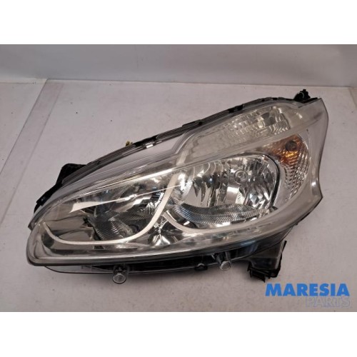 Peugeot - 208 - Scheinwerfer links