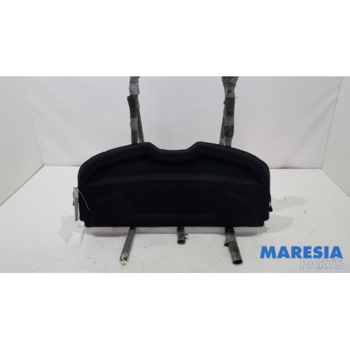 Peugeot - 208 - Parcel shelf