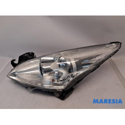 Peugeot - 5008 - Koplamp links