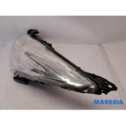 Peugeot - 5008 - Koplamp links