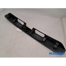 Peugeot - 5008 - Tailgate handle