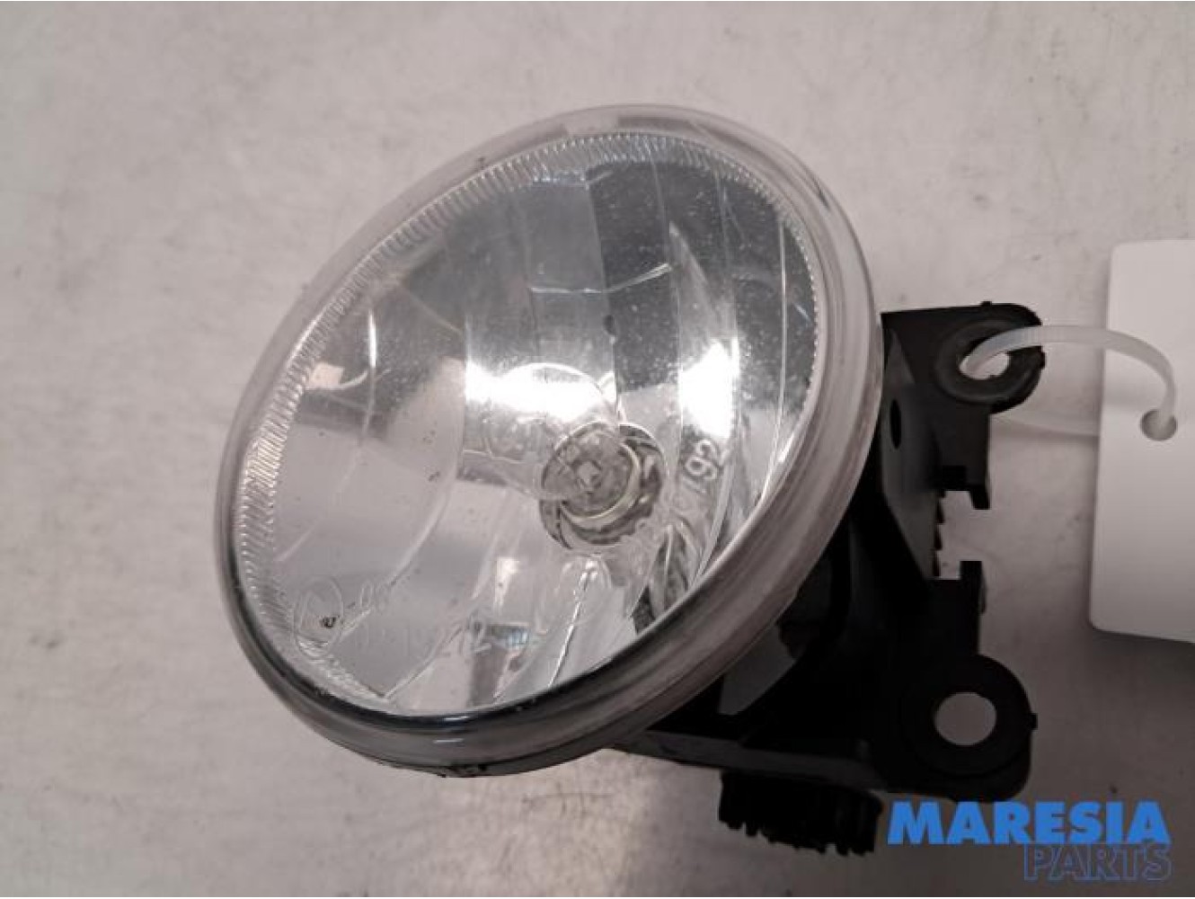 Peugeot - 5008 - Fog light, front right